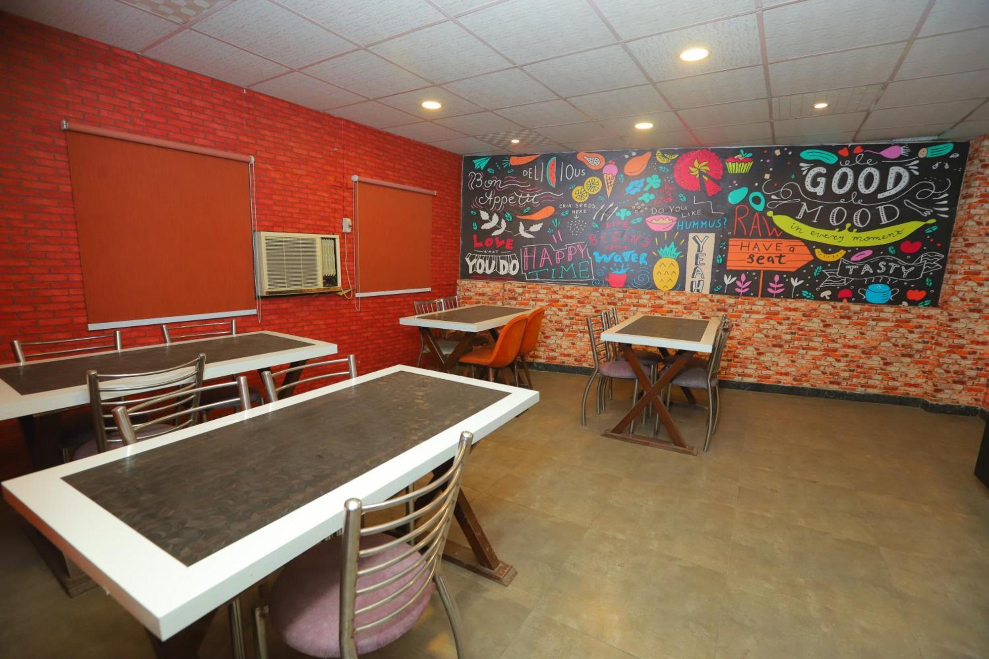 Hotel Almora Inn - Near By Delhi International Airport - With Free Airport Pickup And Drop New Delhi Exterior foto