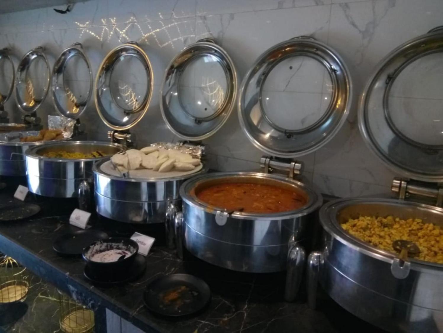 Hotel Almora Inn - Near By Delhi International Airport - With Free Airport Pickup And Drop New Delhi Exterior foto