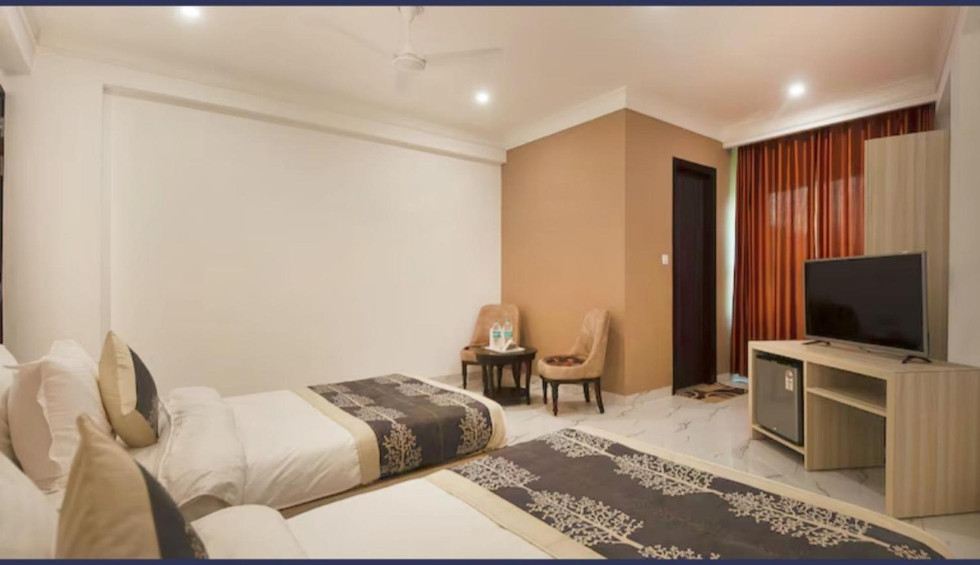 Hotel Almora Inn - Near By Delhi International Airport - With Free Airport Pickup And Drop New Delhi Exterior foto