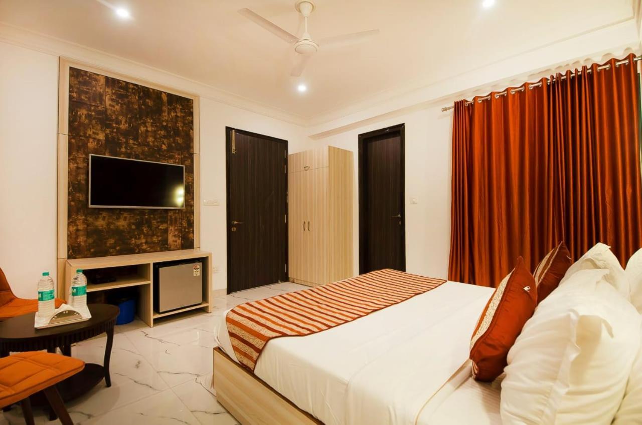 Hotel Almora Inn - Near By Delhi International Airport - With Free Airport Pickup And Drop New Delhi Exterior foto