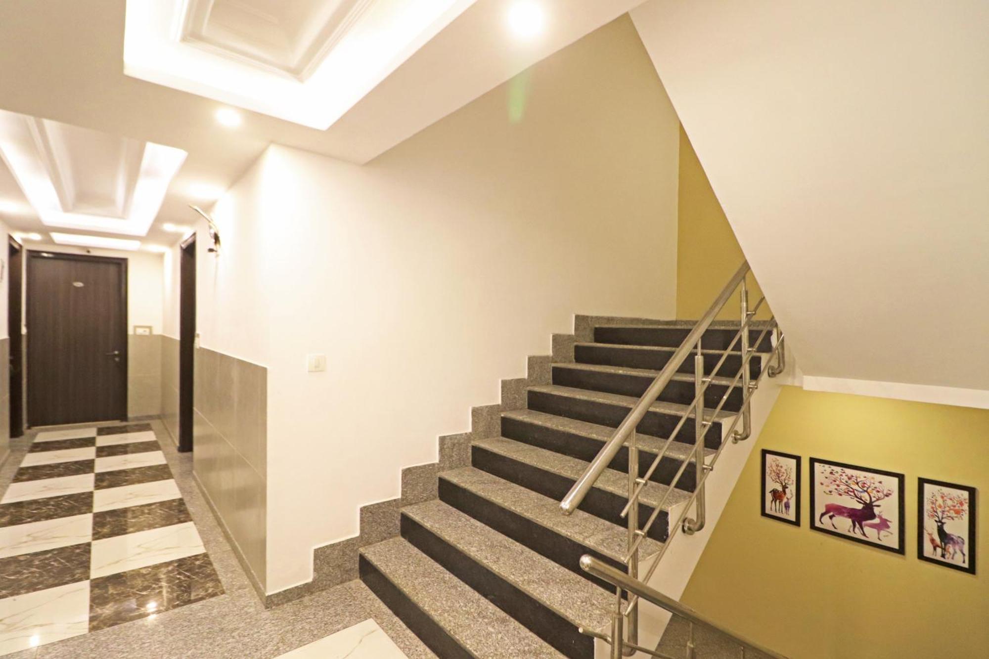 Hotel Almora Inn - Near By Delhi International Airport - With Free Airport Pickup And Drop New Delhi Exterior foto