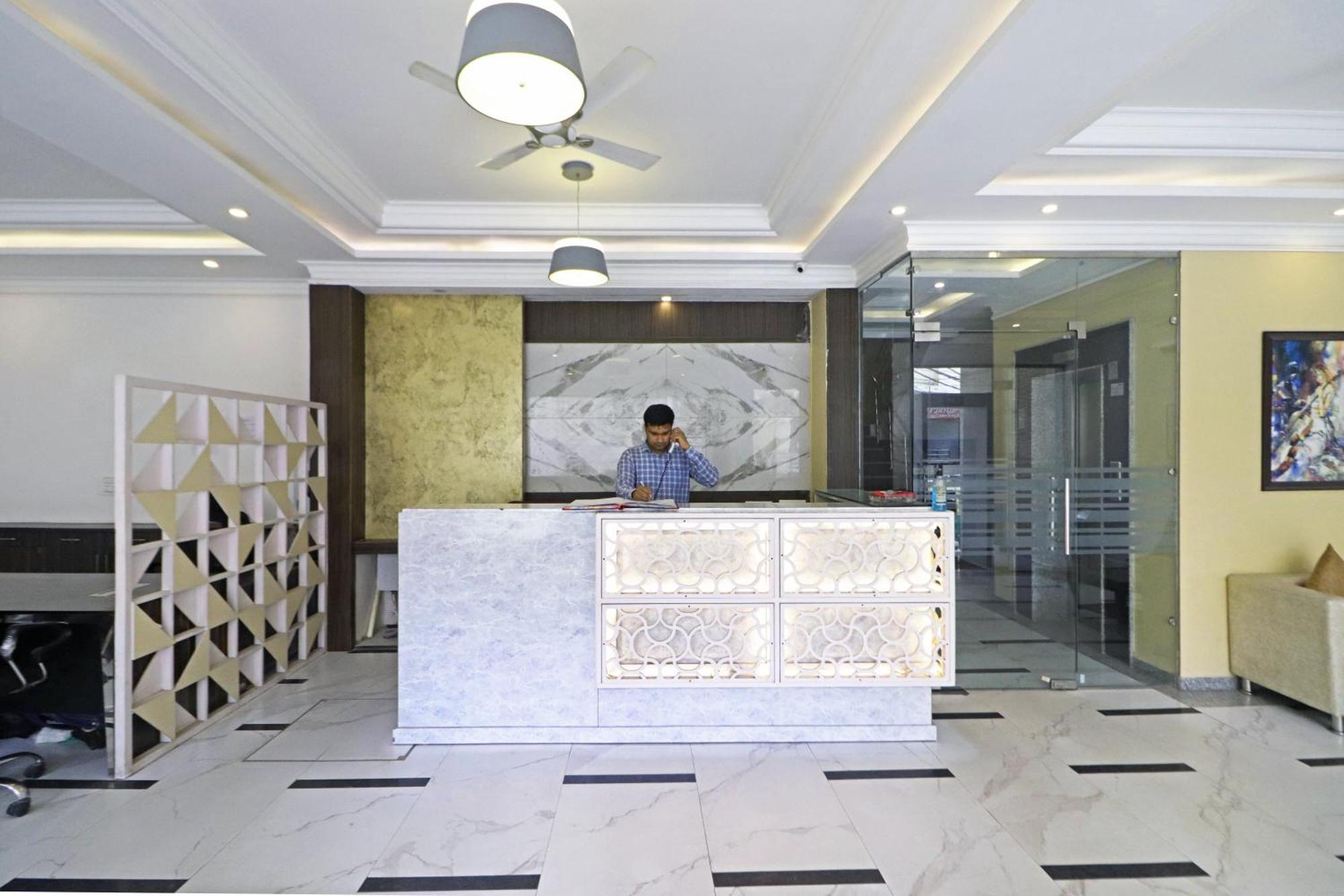 Hotel Almora Inn - Near By Delhi International Airport - With Free Airport Pickup And Drop New Delhi Exterior foto