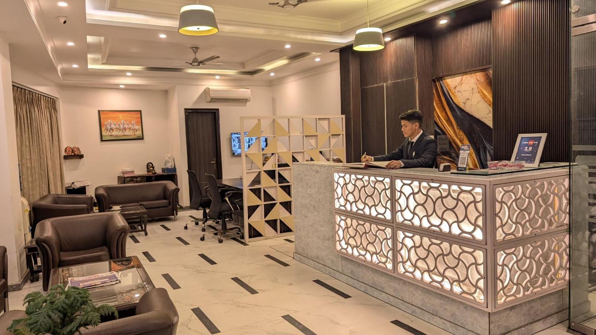 Hotel Almora Inn - Near By Delhi International Airport - With Free Airport Pickup And Drop New Delhi Exterior foto
